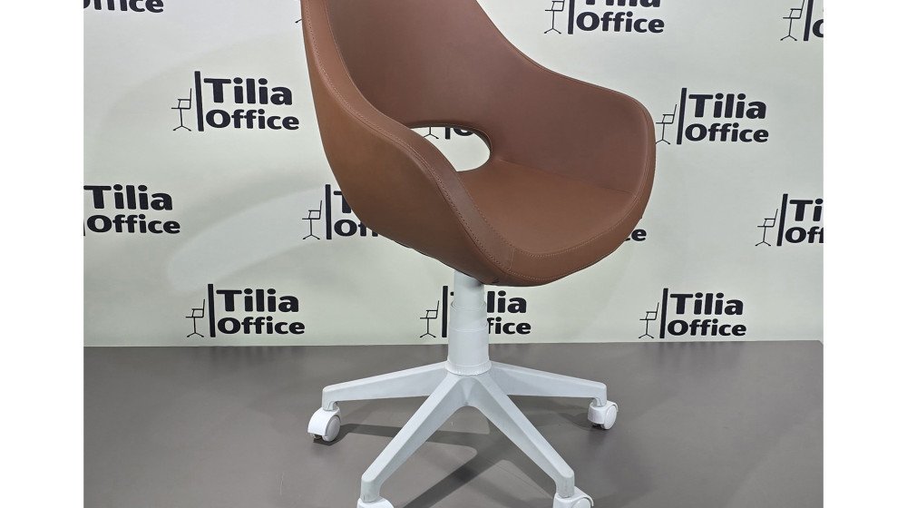 Monaco Çalışma Kesim Çocuk Koltuğu Beyaz Ayak Kahve